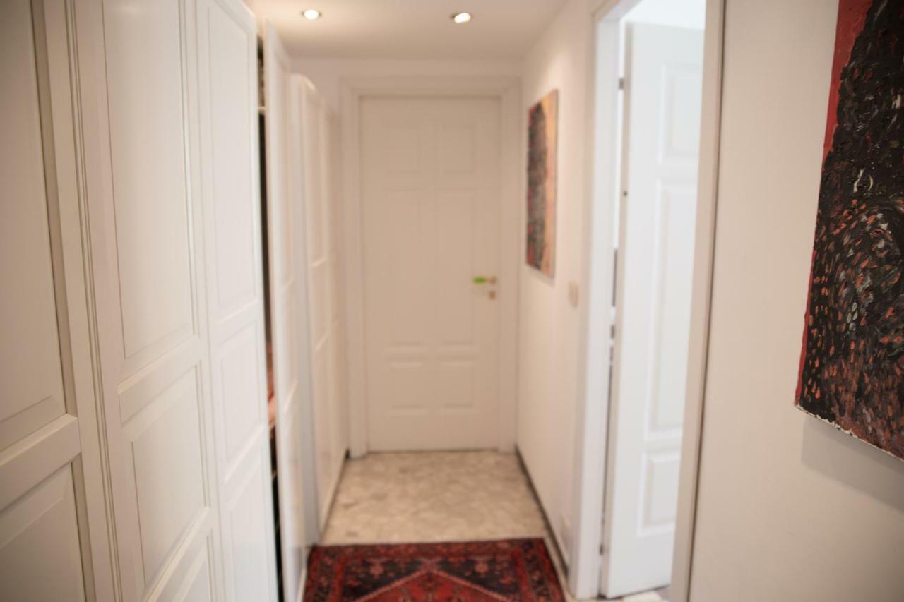 Convenient And Private Place In Milano Esterno foto