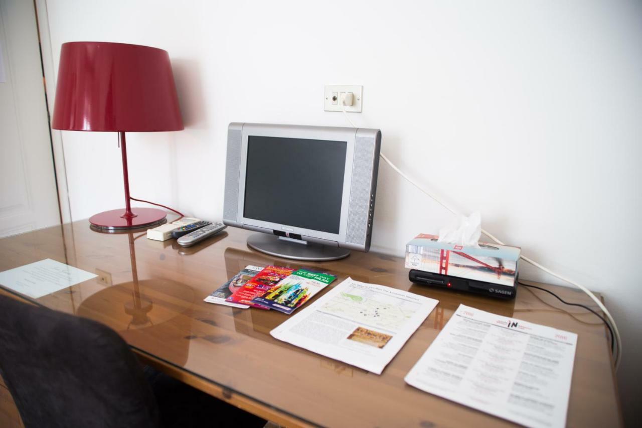 Convenient And Private Place In Milano Esterno foto